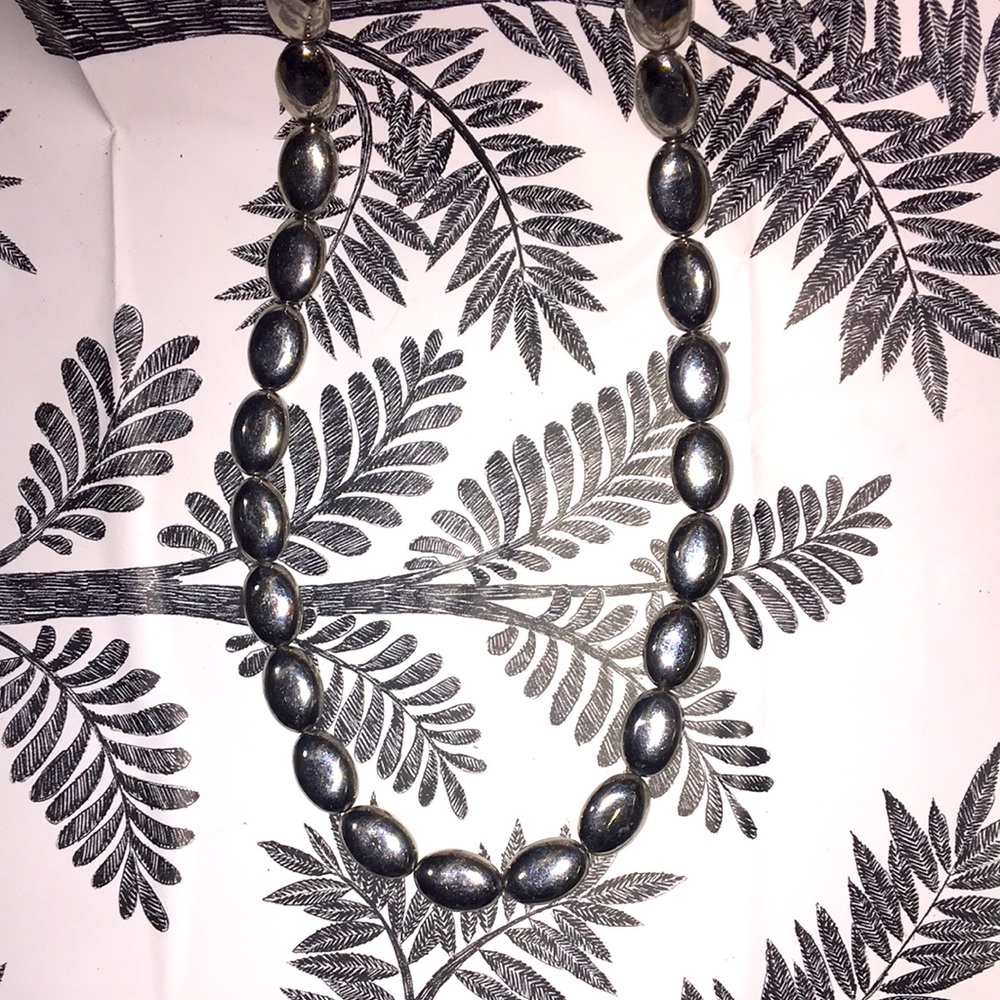 Beautiful mirror finished necklace